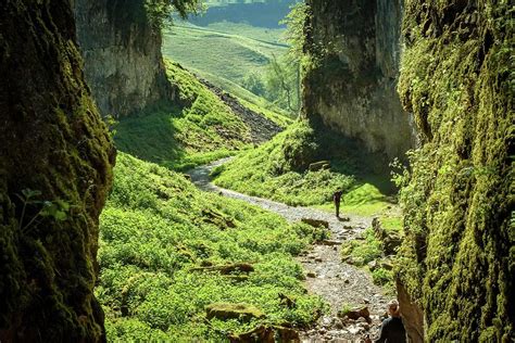 Hiking in the Yorkshire Dales in the summer Photograph by Malthe ...