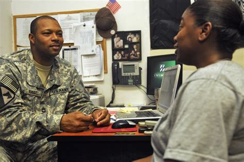 Changing reenlistment program doesn't affect Soldiers' decisions ...