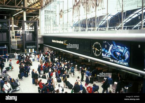 Waterloo Station, London Stock Photo - Alamy