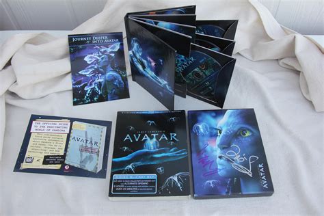 AVATAR Extended Collector's Edition Bluray - Signed by Zoe Saldana : r ...