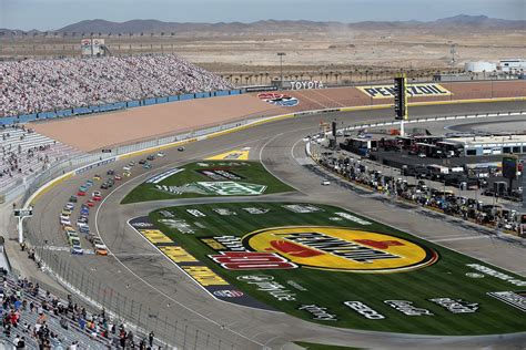 At-track photos: Las Vegas Motor Speedway 2021 spring | NASCAR