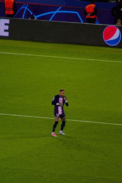 Neymar dancing celebration | Futebol neymar, Fotografia de futebol, Neymar