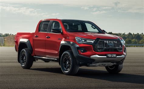 2025 Toyota Hilux Gr Sport Review - Mary W. Quiroz