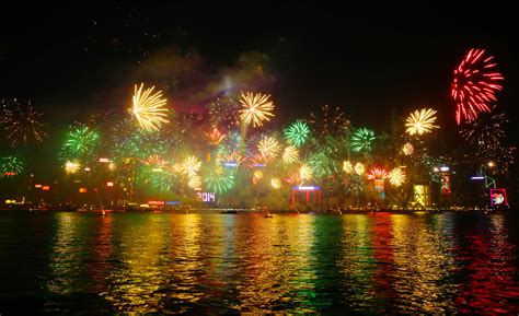 Chinese New Year Fireworks - Best Chinese New Year Celebrations Around The World / The 20 ...