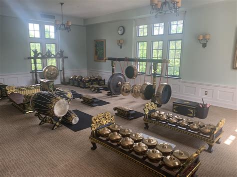 Indonesian Music Ensemble (Gamelan) Workshop/Recital | Kenyon College