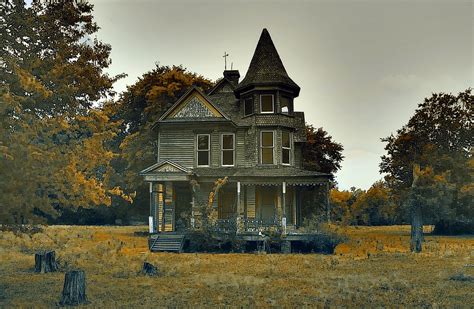 Abandoned | This wonderful old Victorian house sits abandone… | Flickr