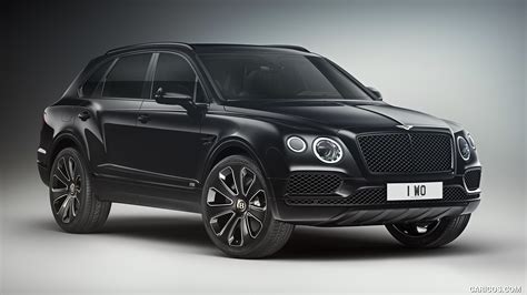 Bentley Bentayga V8 Design Series | 2020MY (Color: Onyx Black) | Front Three-Quarter