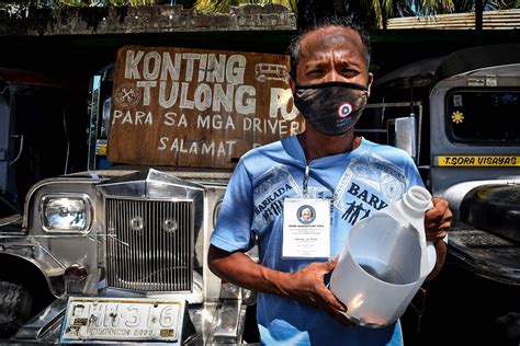 Robredo to DOTr: Be 'compassionate,' help traditional jeepney drivers