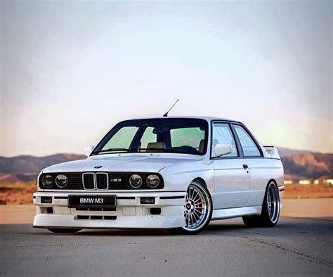 Bmw E30 M3 Specs | Cadillac Escalade xltag