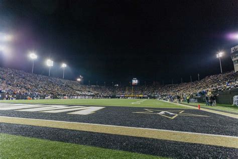 What should the new Vanderbilt football stadium be called? – The Vanderbilt Hustler