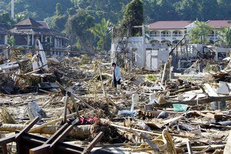 Thailand remembers deadly Boxing Day Tsunami in 2004 which killed 226k ...