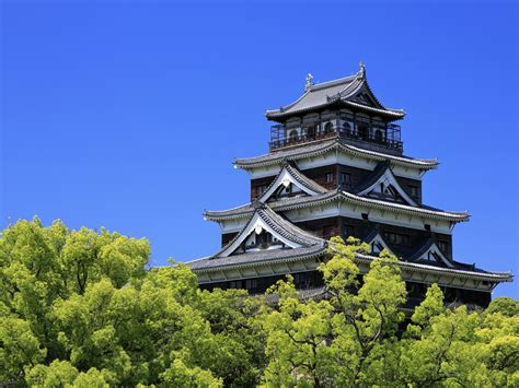 Hiroshima Castle | CHUGOKU＋SHIKOKU×TOKYO (JAPAN)