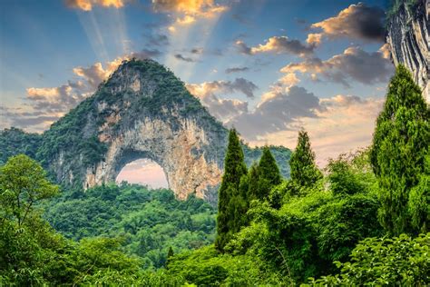 8 Famous Natural Attractions in China - Most Beautiful Chinese Natural Landscapes