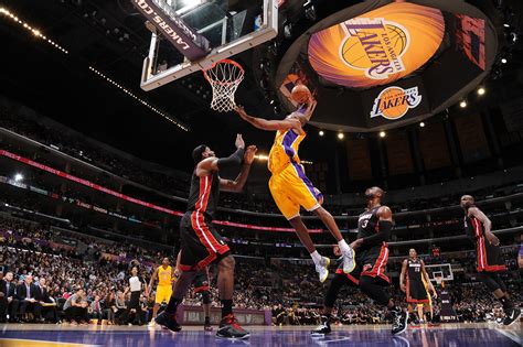 Kobe Dunk Wallpapers - Wallpaper Cave