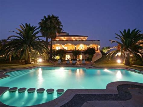 Beachfront Villa With Stunning Sea Views in Spain