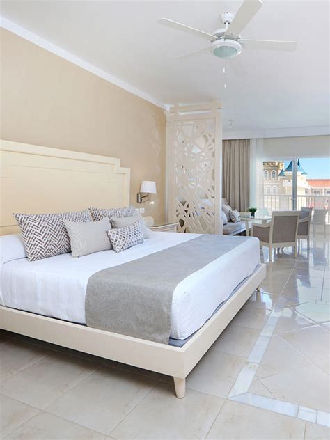 Bahia Principe Fantasia Punta Cana | Air Canada Vacations