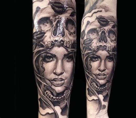 Woman with Skull tattoo by Eric Marcinizyn | Post 8622