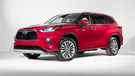 The 2020 Toyota Highlander's Got What Families Crave | AutoMoto Tale