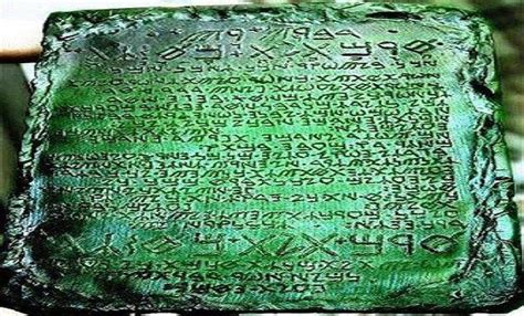 The Emerald Tablets of Thoth the Atlantean - Adept Initiates