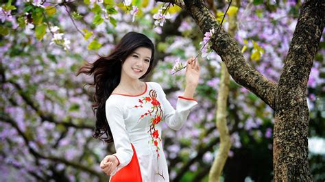 Download Stylish Chinese Cute Girl Wallpaper | Wallpapers.com