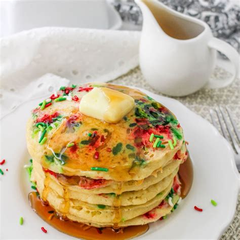 Christmas Pancakes - Walking On Sunshine Recipes