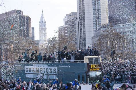 Eagles parade 2018 live updates: Highlights from Philadelphia's Super ...