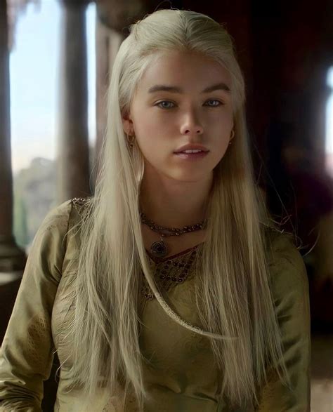 Milly Alcock, Rhaenyra Targaryen | Beautiful women, Actresses, House ...