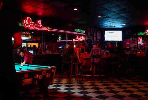 Best Dive Bar in Every State: Dive Bars Near Me - Thrillist