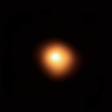 Very Large Telescope Captures Unprecedented Dimming of Betelgeuse