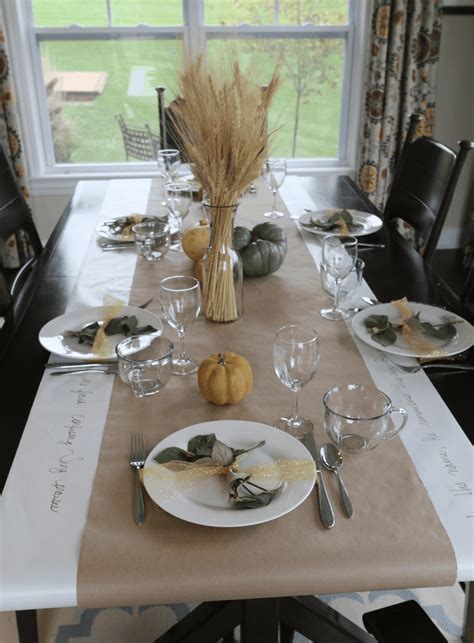 30+ Simple Thanksgiving Table Decor Ideas