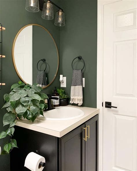 Bathroom Vanity With Sherwin Williams Tricorn Black - Soul & Lane