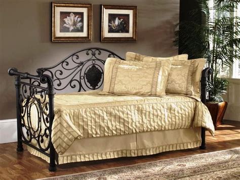 daybeds - Google Search | Metal daybed, Daybed bedding sets, Daybed with trundle