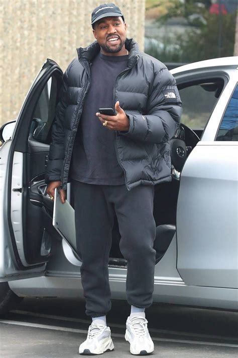 How To Get Kanye West's Style; The Master Of Zero F*cks Fashion