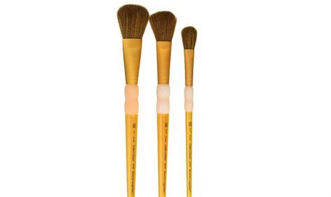 Best Brushes For Oil Painting: Top 5 Brush Sets For Artists