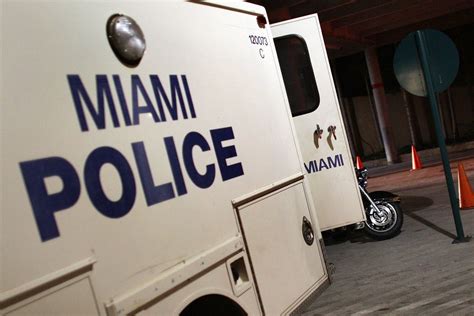 Miami police officer recorded kicking suspect in head after running start.