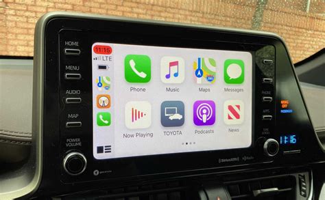 Wireless Apple CarPlay adapter is cool - once you get it working