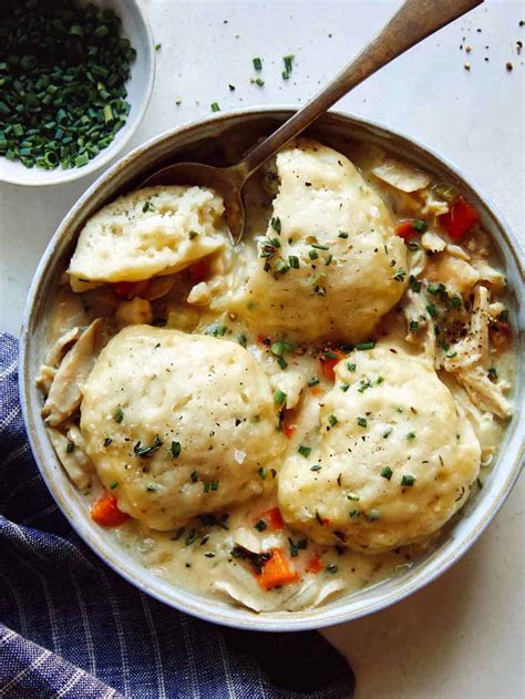 EASY CHICKEN AND DUMPLINGS RECIPE