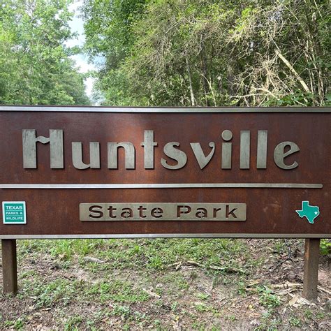 Hike at Huntsville State Park - HTXoutdoors