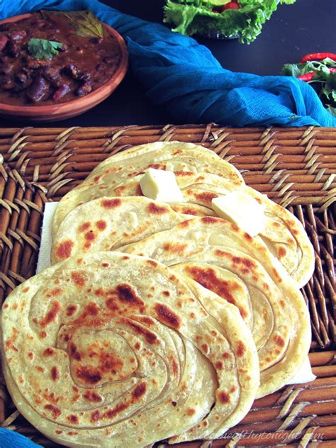 Top 15 Different Types of Parathas - Top 15