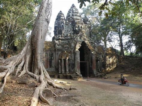 Angkor Thom Temple Guide - The Great Angkor City - Just Siem Reap