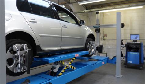 4 Wheel Alignment, 3D Digital System, Tutts of Dorking, Surrey