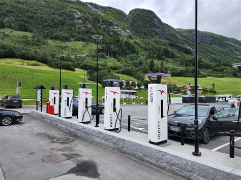 Looking Into Our EV Future on the Roads of Norway - CNET