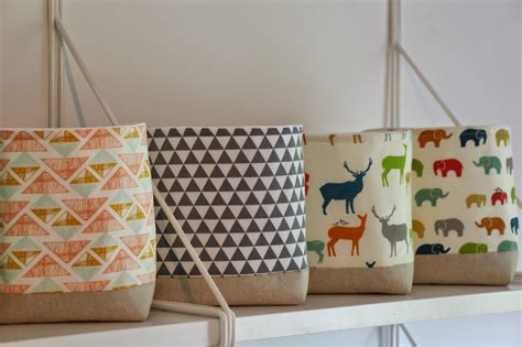 a crafty hen: More Storage Baskets in New Designs