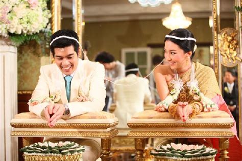 Thai Traditional Wedding Ceremony – Water Pouring