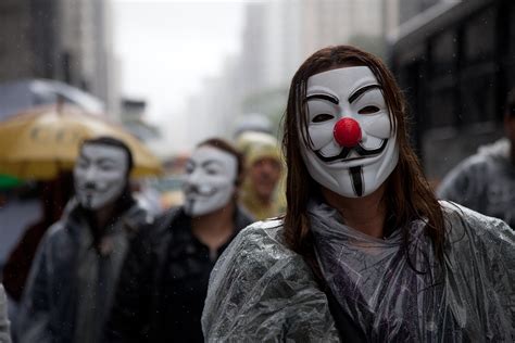 The Guy Fawkes Mask: In V For Vendetta, A Metaphor for the Closet?