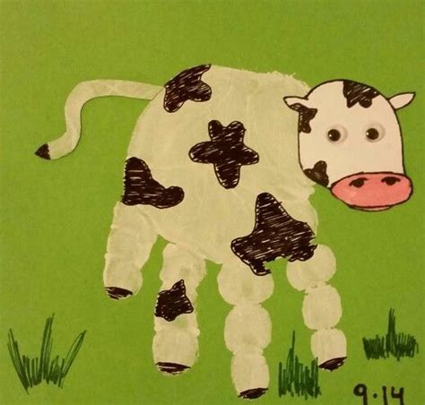 Handprint cow! Great hand craft for preschool, kindergarten, or daycare ...