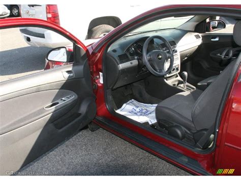 Ebony/Gray Interior 2008 Chevrolet Cobalt LT Coupe Photo #39045388 | GTCarLot.com