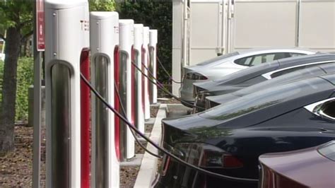 Tesla to end free use of supercharging stations - ABC30 Fresno