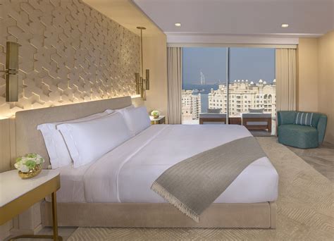 FIVE Palm Jumeirah Dubai in United Arab Emirates - Room Deals, Photos ...