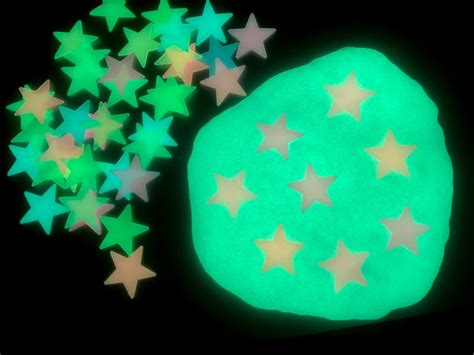 Glow in the Dark Slime Recipe: Homemade Hands-On Fun